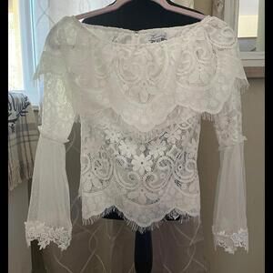 Two Sisters The Label Lace Blouse Top